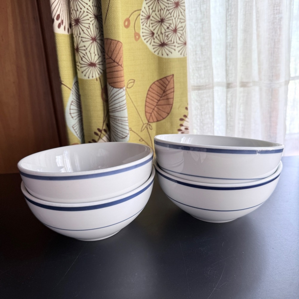 Oneida Maître de Porcelain Blue Band Soup Cereal Bowls 6" - Set of 4